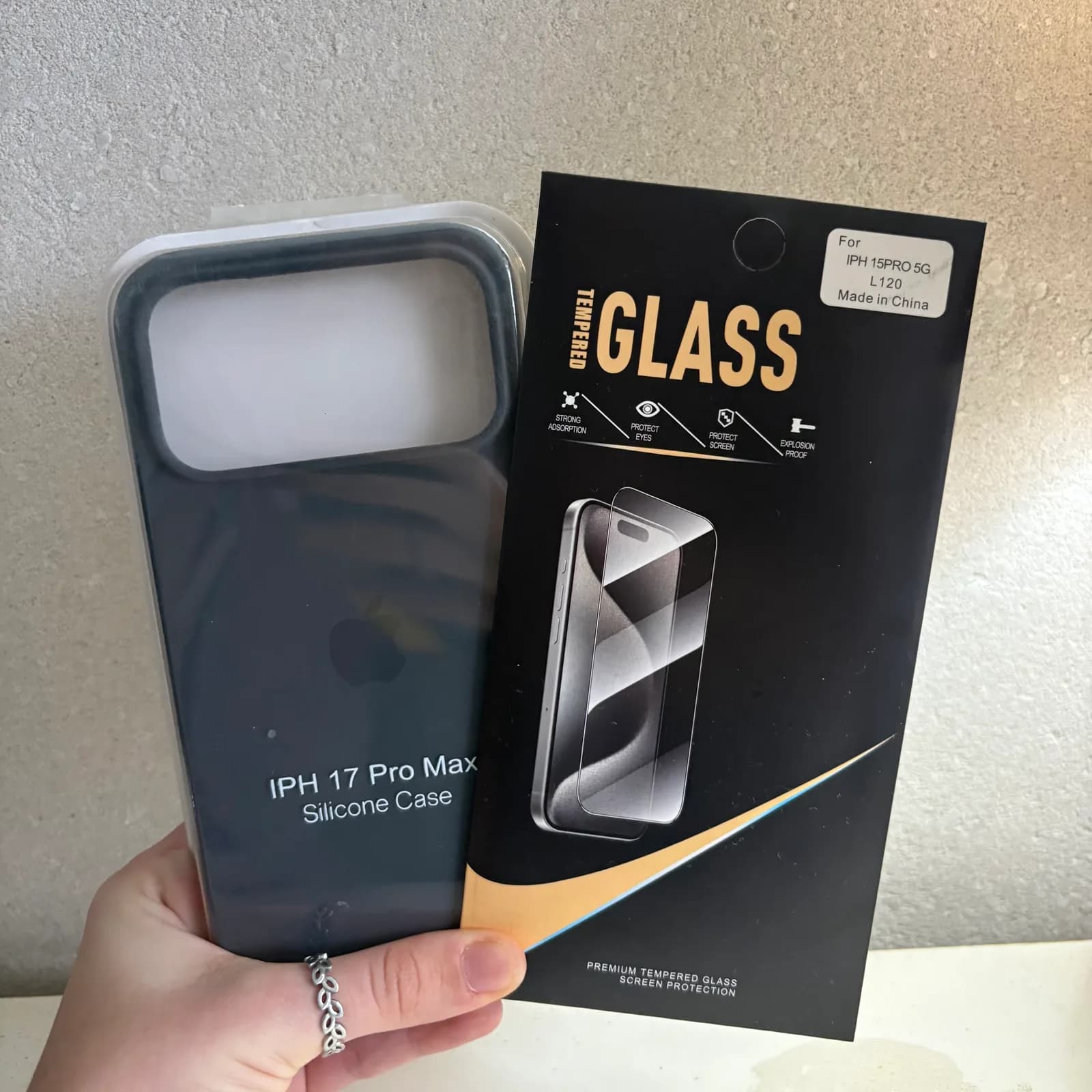 Combo funda + vidrio templado
